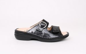 Finn Comfort 2556 Mumbai zwart slipper
