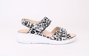 Finn Comfort 3351 Nadi panterprint sandaal