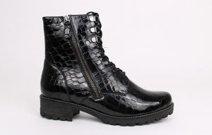 Helioform 658 zwart lak H veterboot