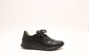 Hartjes 1621 G zwart veterschoen