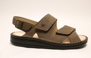 Finn Comfort 81528 Toro Bruin sandaal