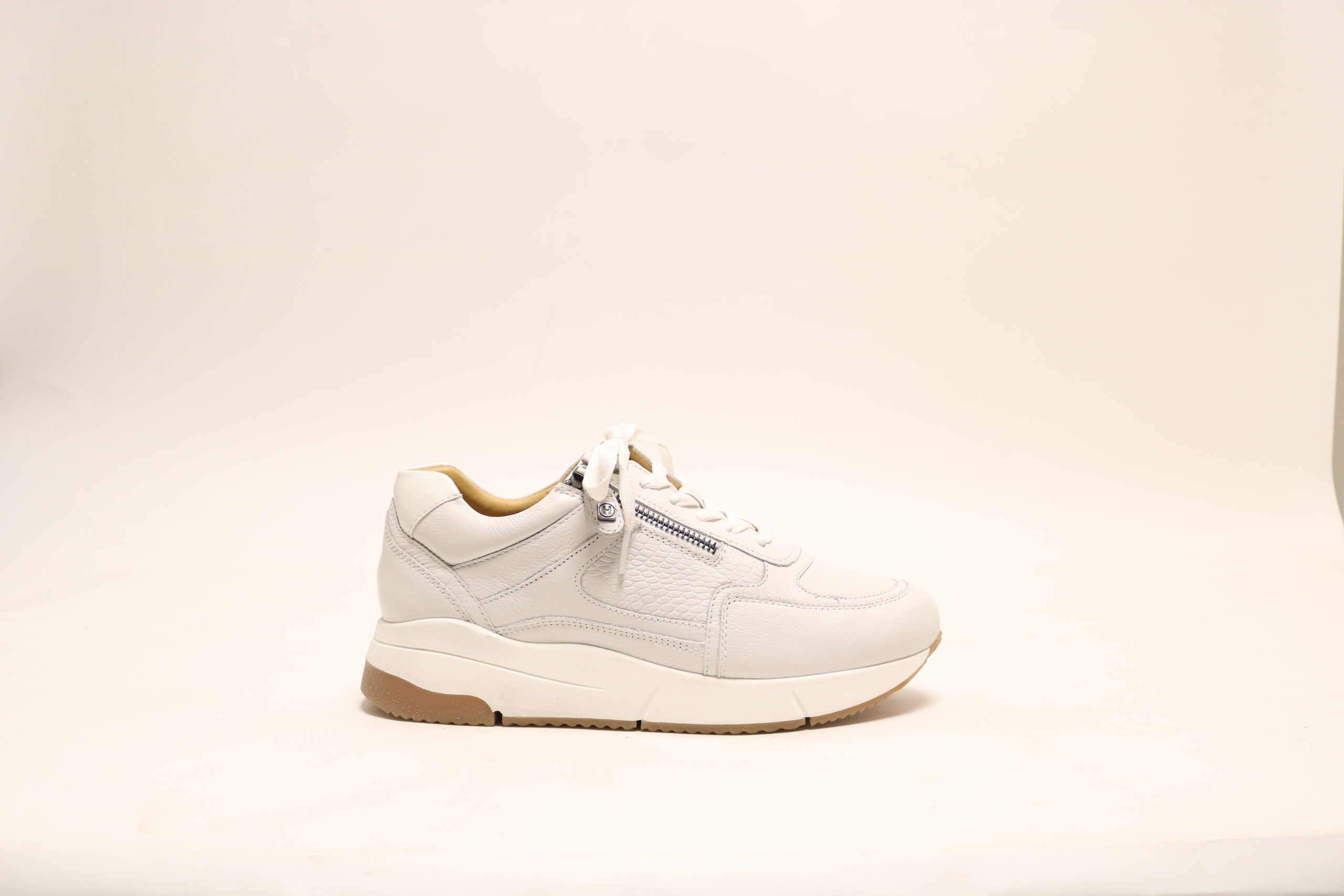 Helioform 284.002 Wit H veterschoen