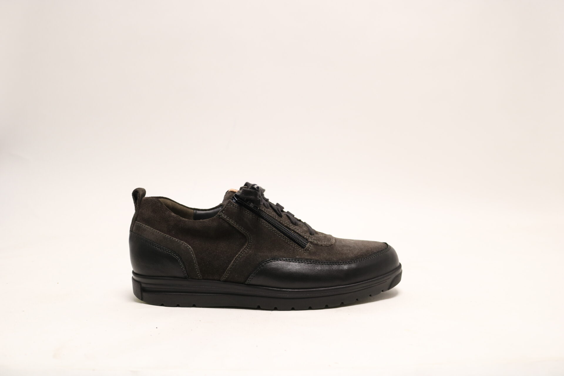 Gijs 2085 K Donkergroen veterschoen