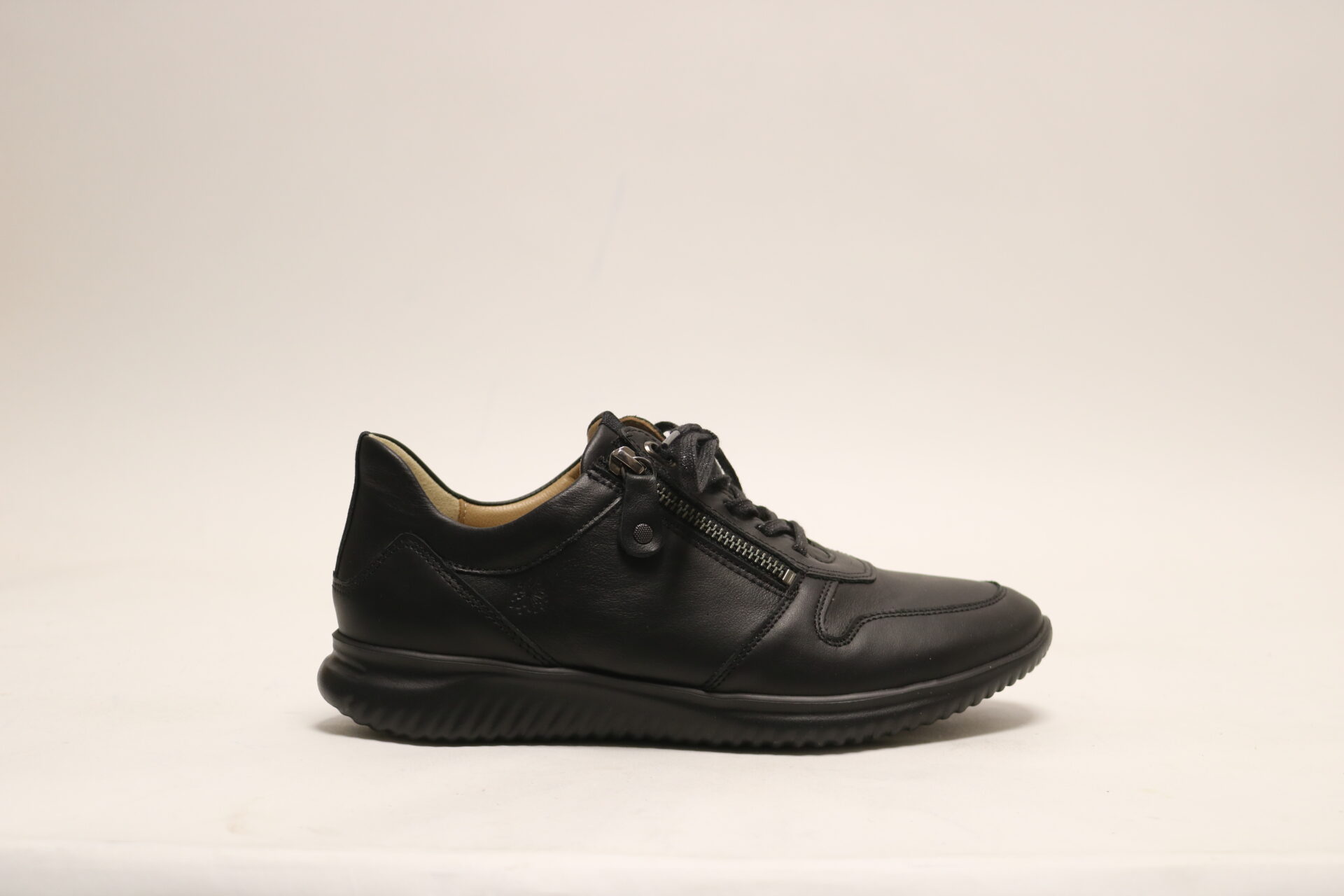 Hartjes 162.1105 G Zwart veterschoen