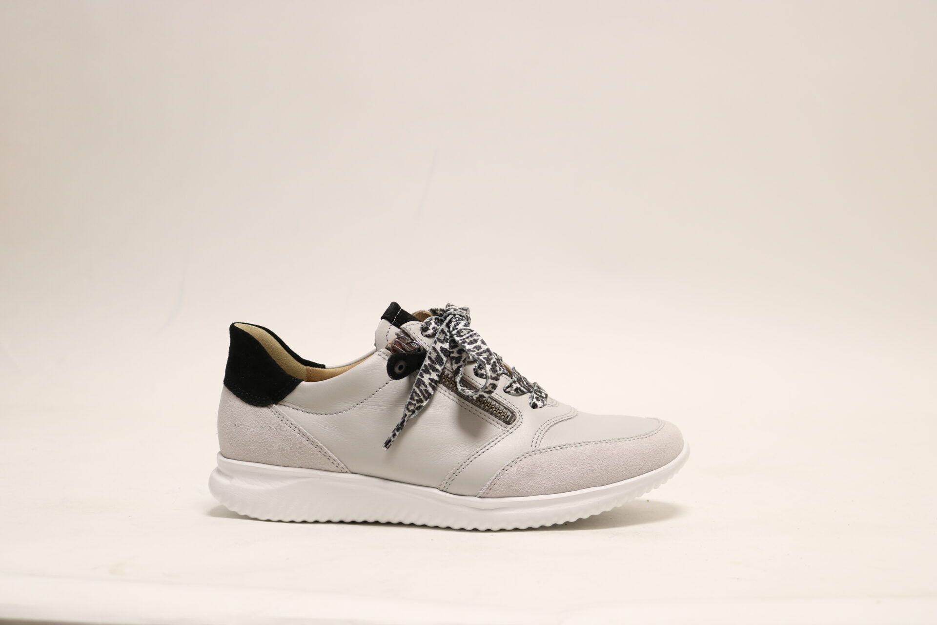 Hartjes 162.1144 G Breeze Grijs veterschoen