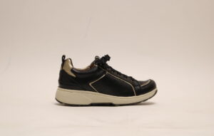 Xsensible 30223.3 H Zwart Veterschoen